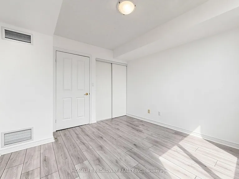 68 Corporate Dr #2827 — Photo 22