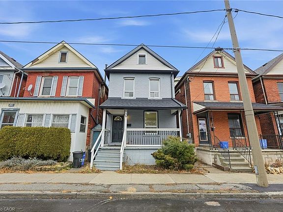2nd image of 39 Burlington St E