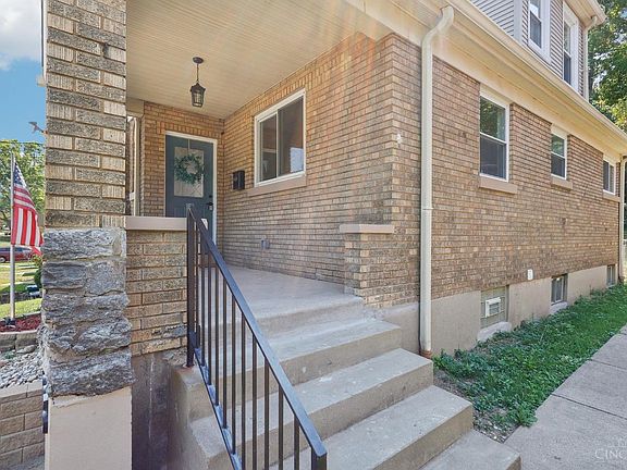 5th image of 4325 Saint Lawrence Ave