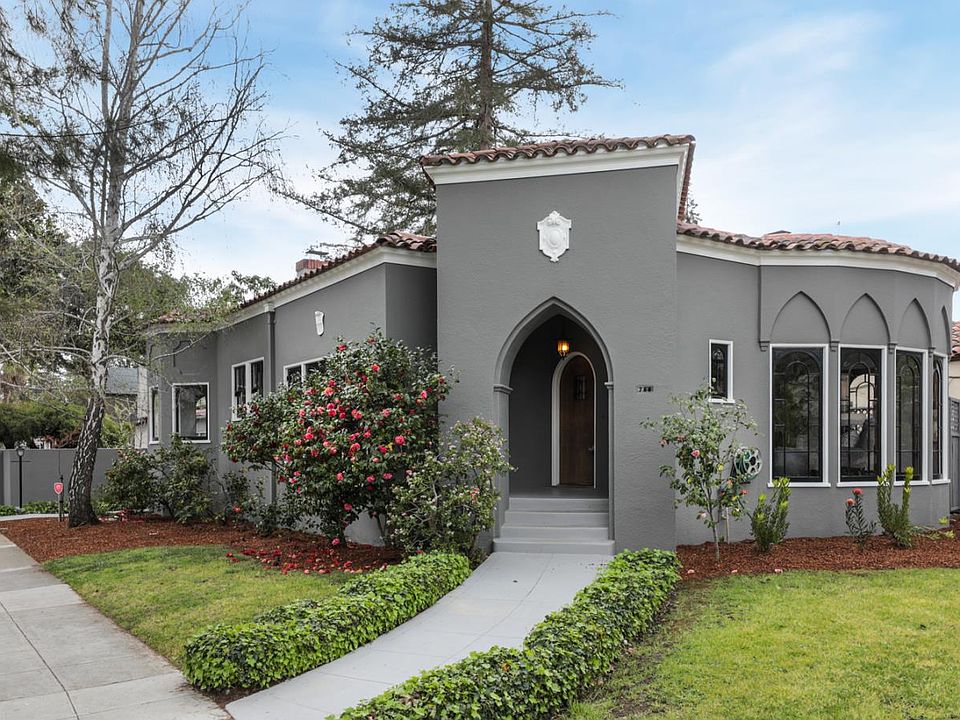 1st image of 788 Forest Ave