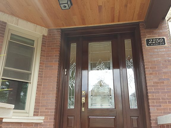 2nd image of 2250 N Avers Ave #1