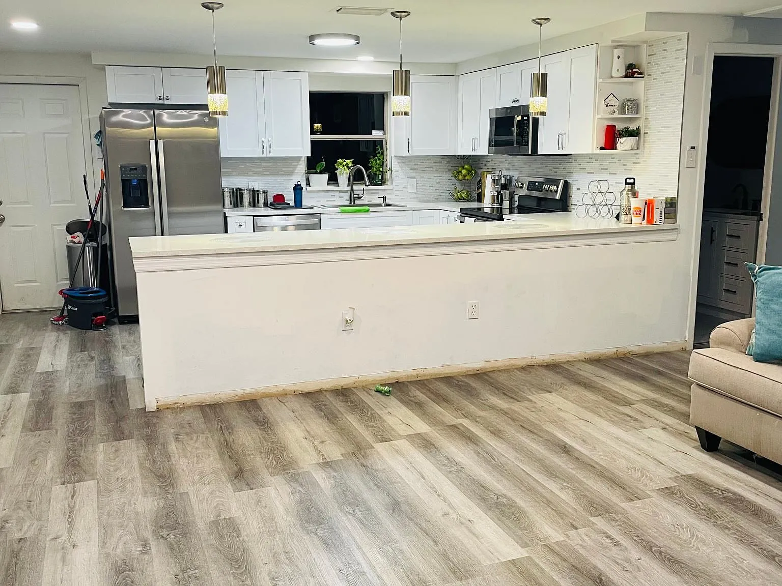 3 bed, 1204 sqft, $2,350 — Photo 3