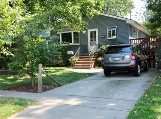 242 Edgegrove Ave, Staten Island, NY 10312