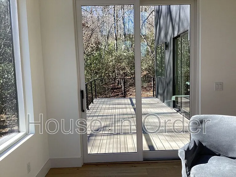 170 Mountain Laurel Ln — Photo 6