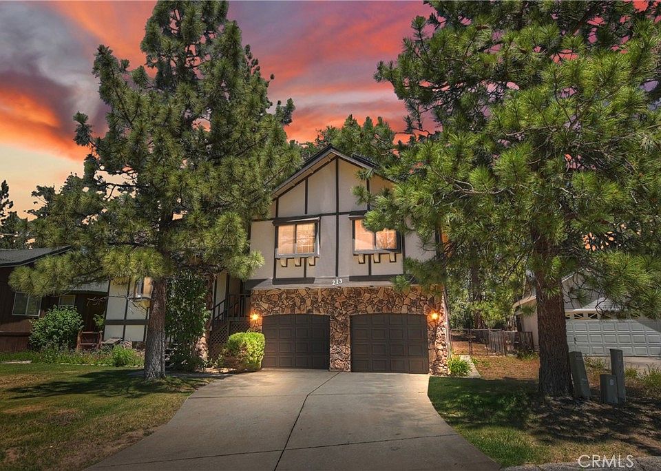 1st image of 213 Teakwood Dr