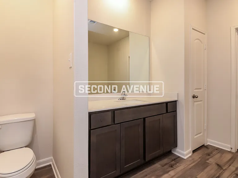 841 Serena Dr — Photo 9