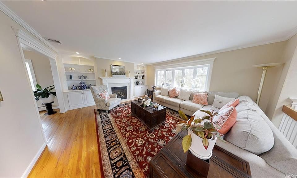 1st image of 18 Kent St