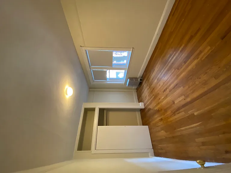 1687 Commonwealth Ave #9 — Photo 3
