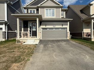41 Golf Links Dr, Loyalist, ON K0H 1G0