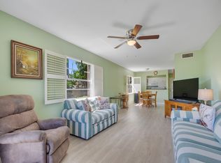 95 Spring Lake Dr SW #101, Vero Beach, FL 32962