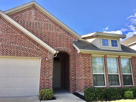 2nd image of 5220 Grovewood Dr