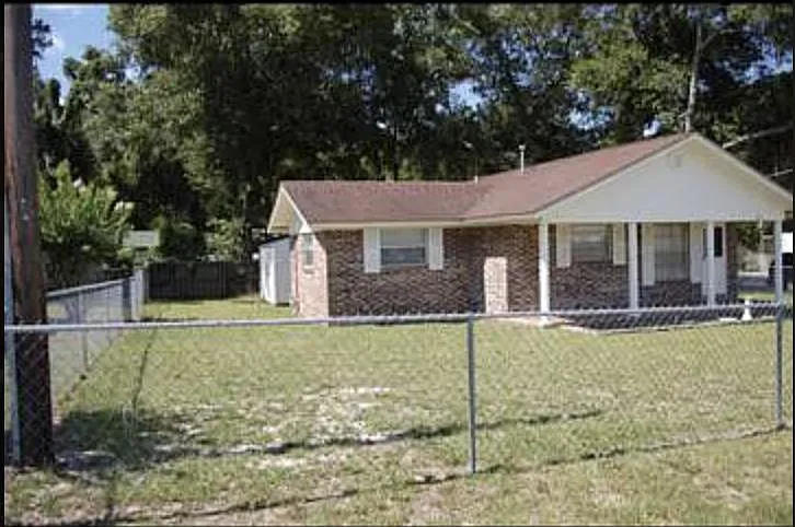 2 bed, 1062 sqft, $1,450 — Photo 2