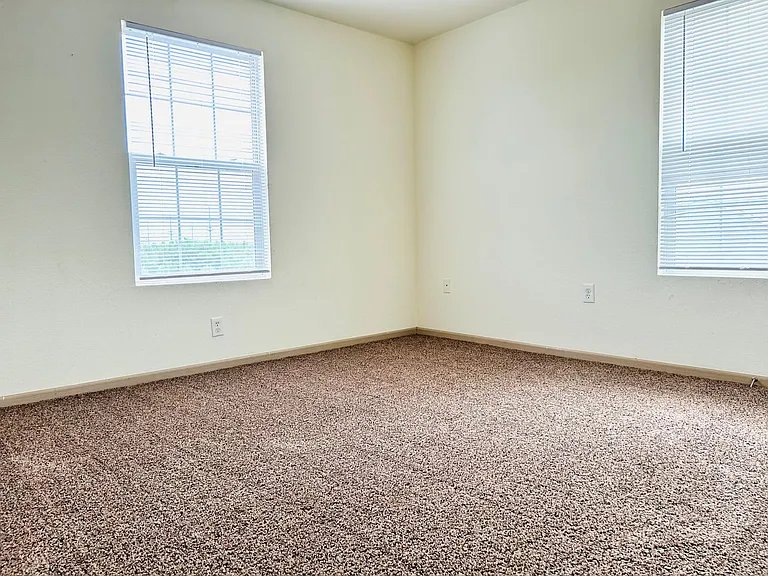 913 Westridge Dr #10 — Photo 13