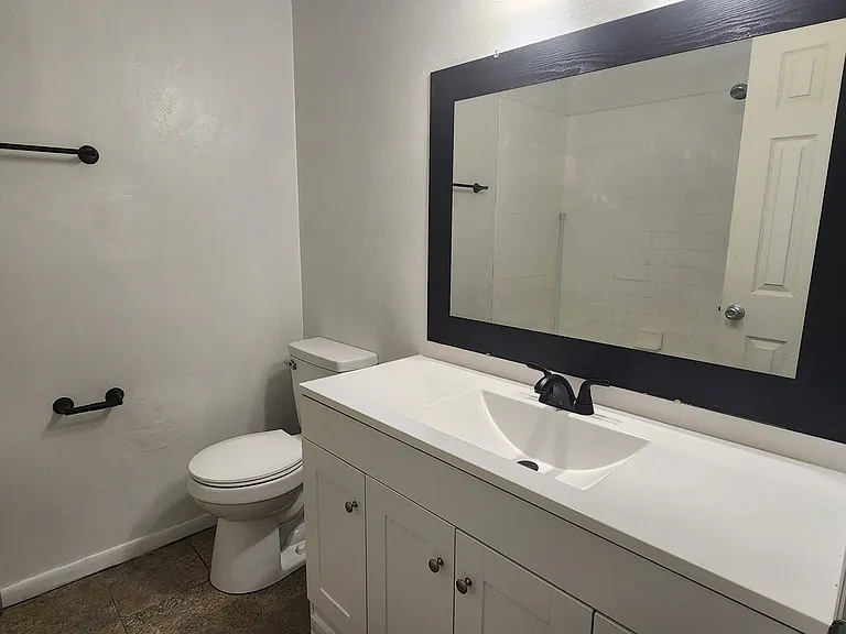 1559 Hammock Dr — Photo 12