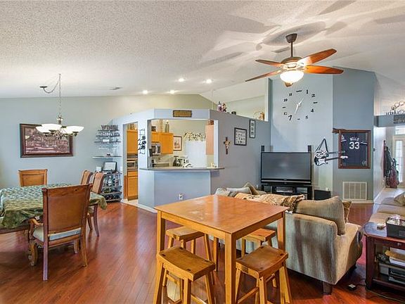 5th image of 10516 Walker Vista Dr