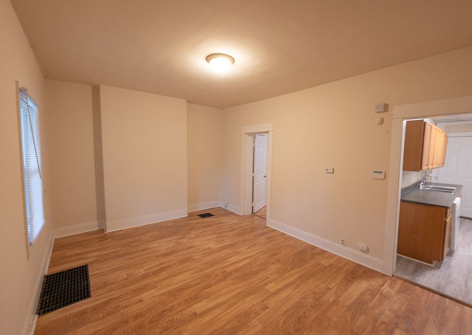 1st image of 344-356 E 18th Ave #354