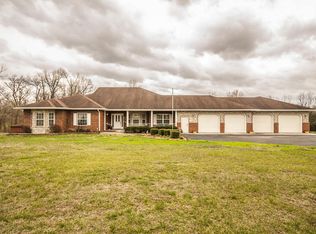 2162 W Kaylane Ct, Nixa, MO 65714