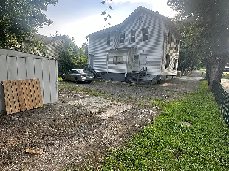 93 Tremont St #2 — Photo 19