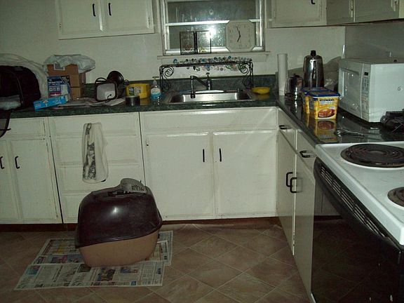 4th image of 6300 Netherland Dr
