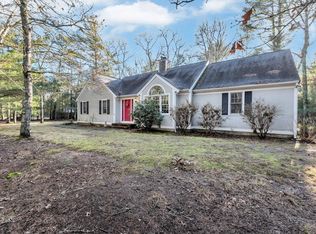135 Monhegan Rd, East Falmouth, MA 02536