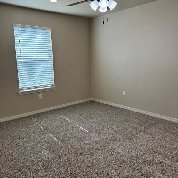 1550 N Heritage Ln — Photo 6