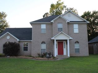 2008 Pleasant Pointe Cir, Bryant, AR 72022