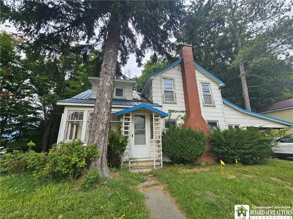 3056 Main St, Yorkshire, NY 14173