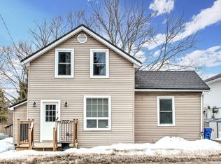 707 Queen St, West Grey, ON N0G 2M0