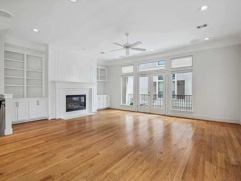6830 Staffordshire Blvd — Photo 4