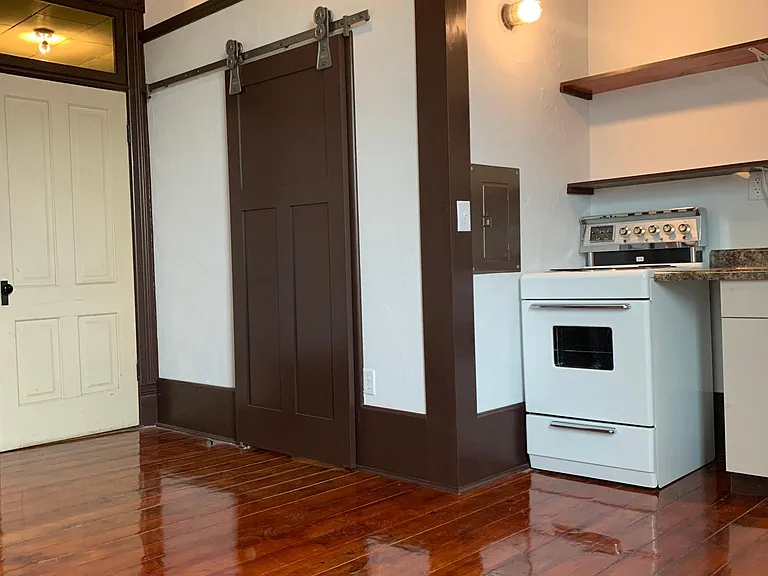 1028 Main St #24 — Photo 11