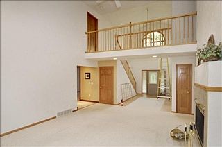 4th image of 20799 East Dr