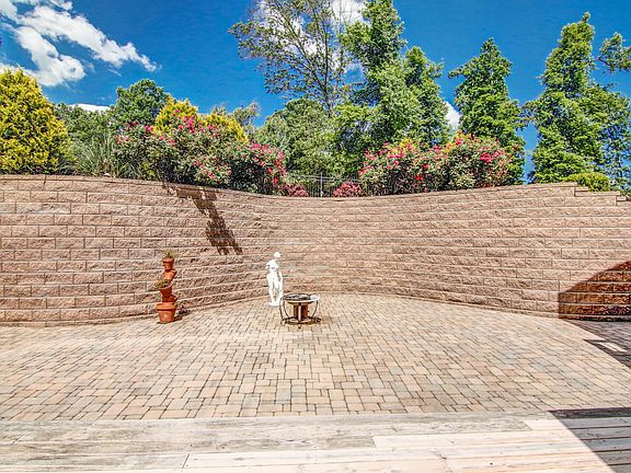 5th image of 13422 Stone Dr