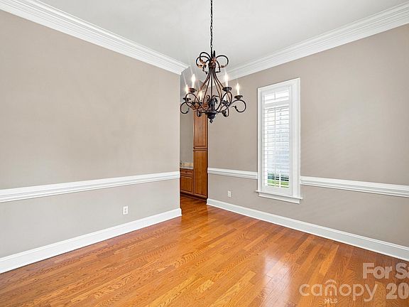 4th image of 8813 Provence Village Ln