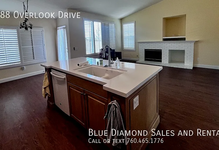 4988 Overlook Dr — Photo 10