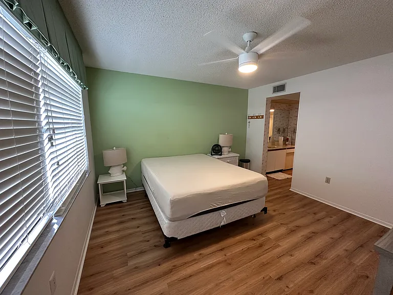1332 Pasadena Ave S #607 — Photo 21