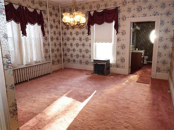 5th image of 260 Morewood Ave