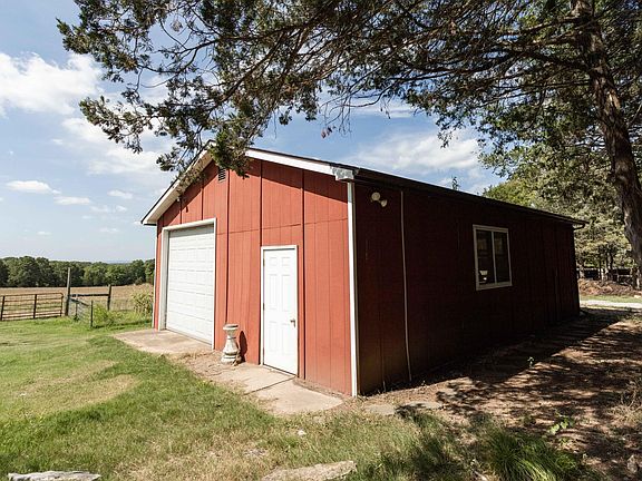 Barn