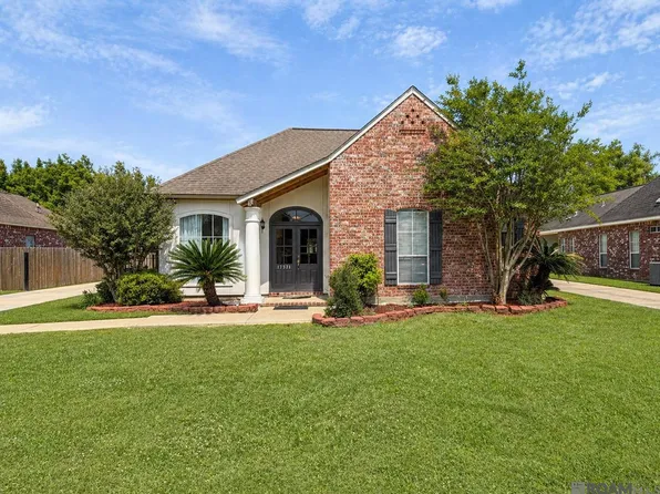 17371 Lake Azalea Dr, Baton Rouge, LA 70817
