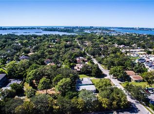 1800 Hansen St, Sarasota, FL 34231