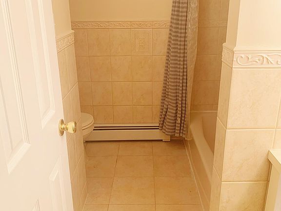 5th image of 484 Vernon Ave Floor 2