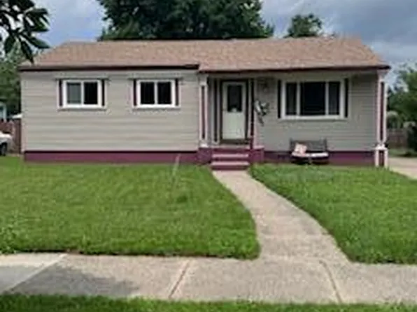 3251 Toepfer Rd, Warren, MI 48091