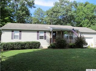 7 Riverside Dr, Palmyra, VA 22963