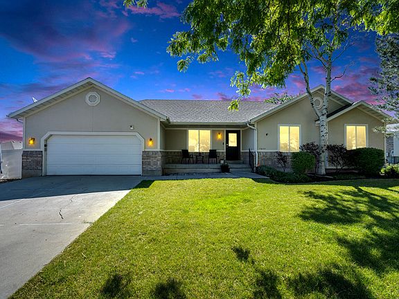 2nd image of 7859 S Abercrombie Ln