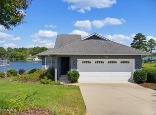 16 Westlake Pointe Dr, Pinehurst, NC 28374