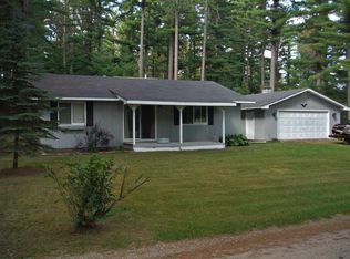 4180 White Pine Dr, Roscommon, MI 48653