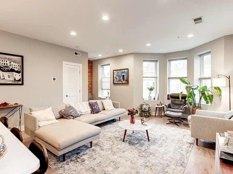 37 Todd Pl NE #3 — Photo 5