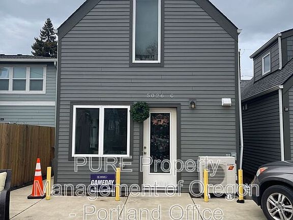 2nd image of 5026 N Harvard St #C