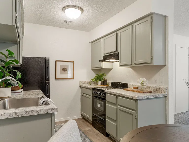 Twin Oaks - $500 Off First Months Rent! — Photo 24