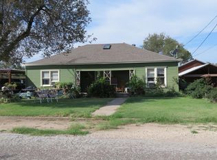 801 N 7th St, Alpine, TX 79830