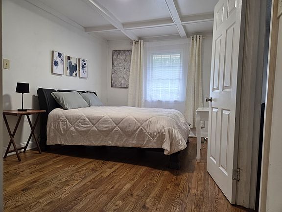 5th image of 2457 Pine Dr NW